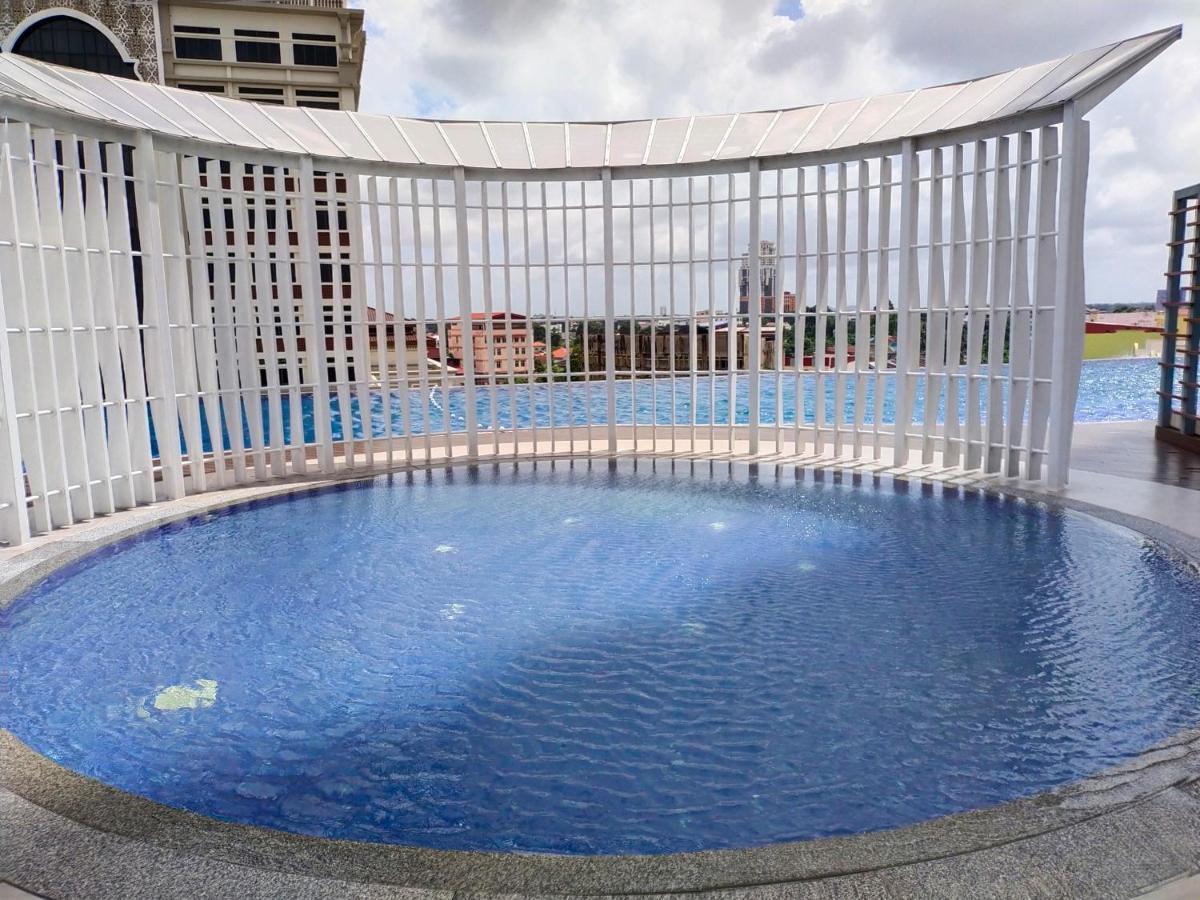 Cmk Troika Apartmen#Free Netflix コタバル エクステリア 写真