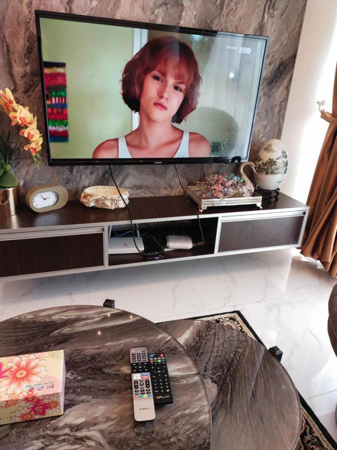Cmk Troika Apartmen#Free Netflix コタバル エクステリア 写真
