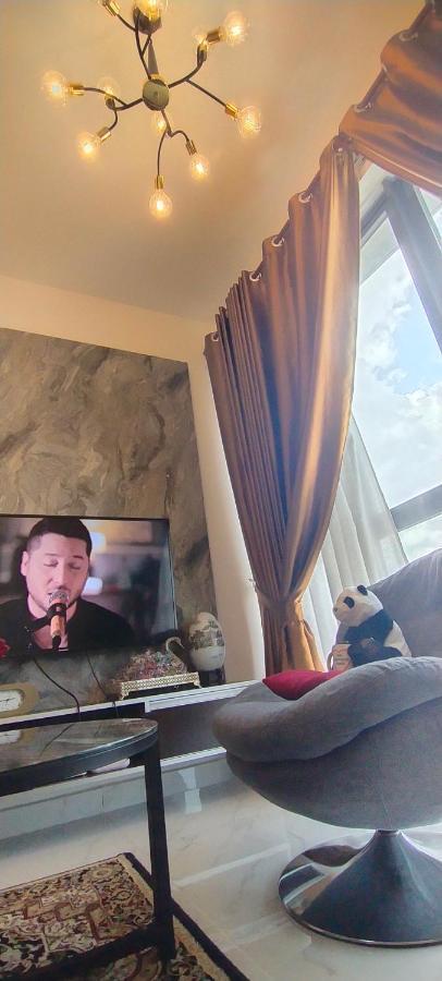 Cmk Troika Apartmen#Free Netflix コタバル エクステリア 写真